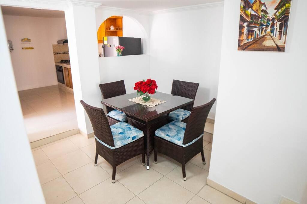 Ferienwohnung Hermoso Apto A 5 Minutos Del Centro Historico Cartagena  Exterior foto
